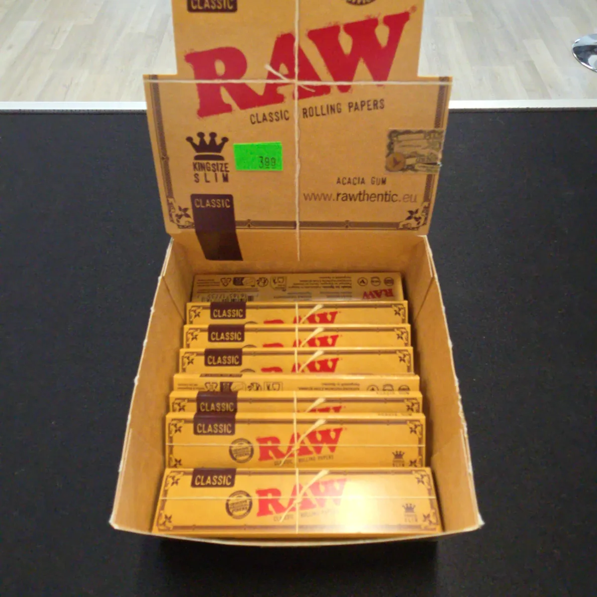 RAW Kingsize Slim Classic Rolling Paper